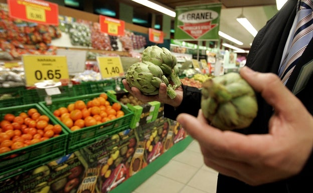 La alimentación en España contamina más que los coches