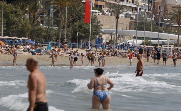 Dos hombres fallecen ahogados en las playas de Guardamar del Segura y El Campello