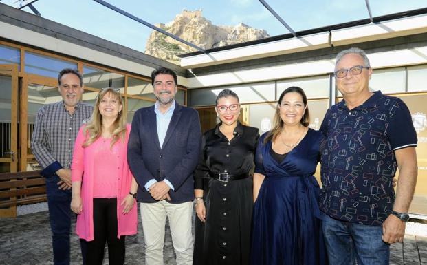 Hogueras de Alicante 2022: La fiesta elige por primera vez a tres pregoneros