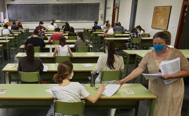 ¿Cómo se calcula la Nota de Acceso a la Universidad (NAU)?
