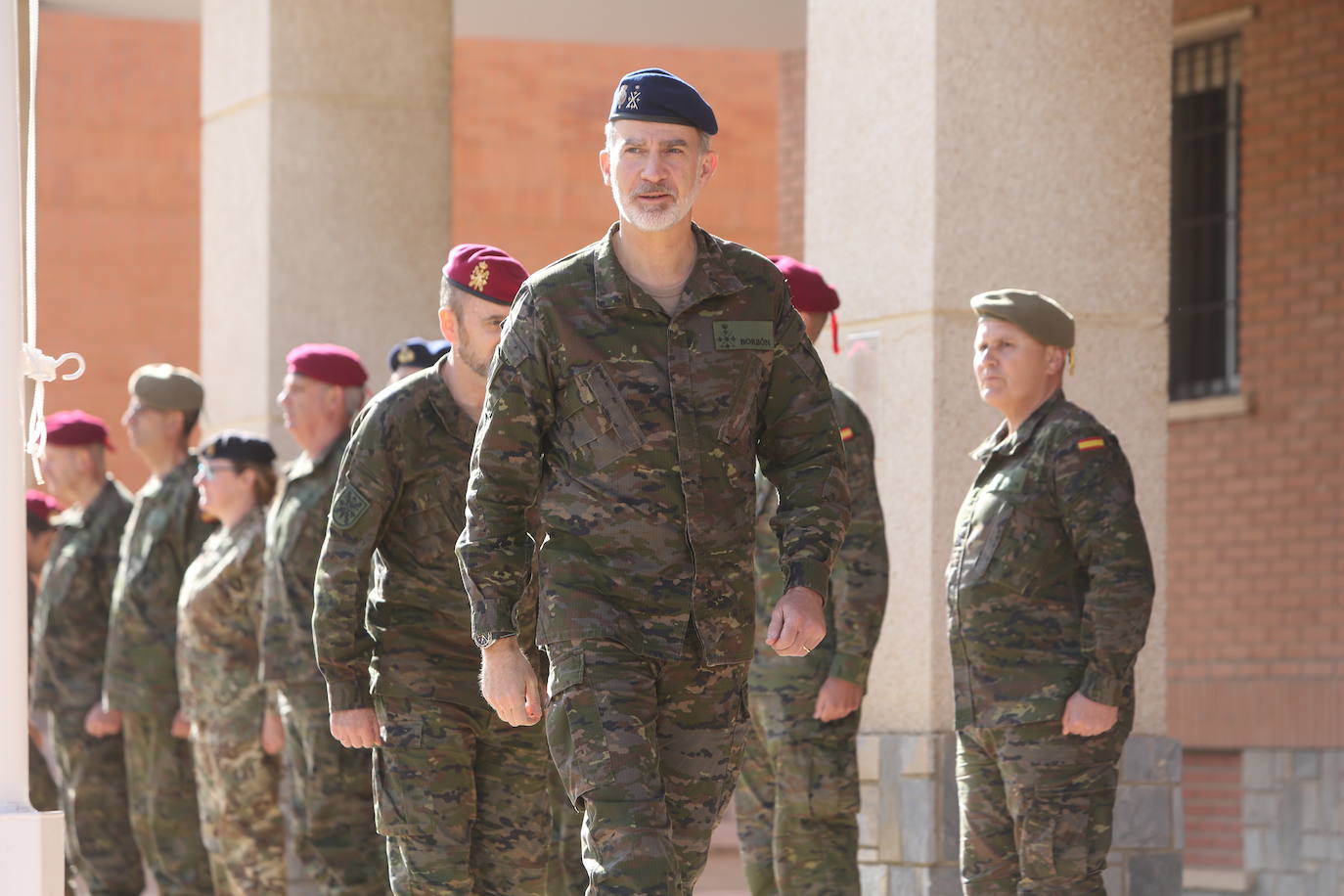 La visita del Rey Felipe VI al cuartel de la OTAN en Bétera, en imágenes