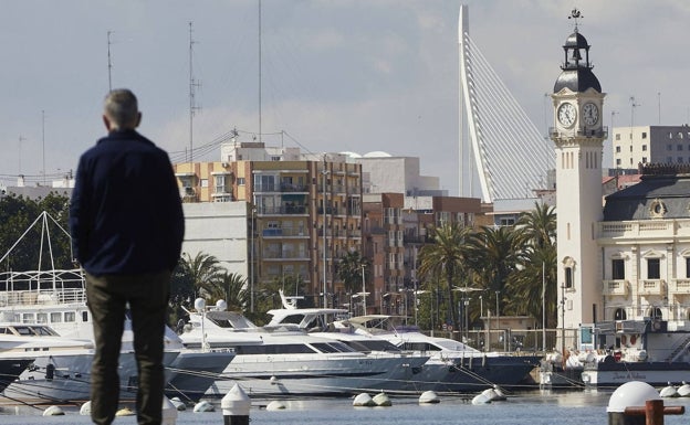 Puig mueve ficha con la disolución del Consorcio y pide el puerto de la Marina