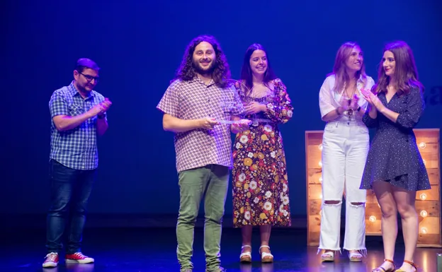 El catalán Ca l'Oliver gana el premio 'Al Vent' a la mejor canción y el premio del público en el certamen MiL Descobreix