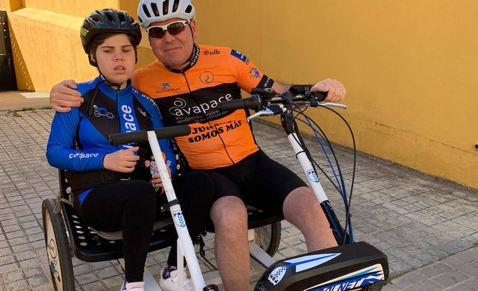 Un tándem frente a la parálisis cerebral