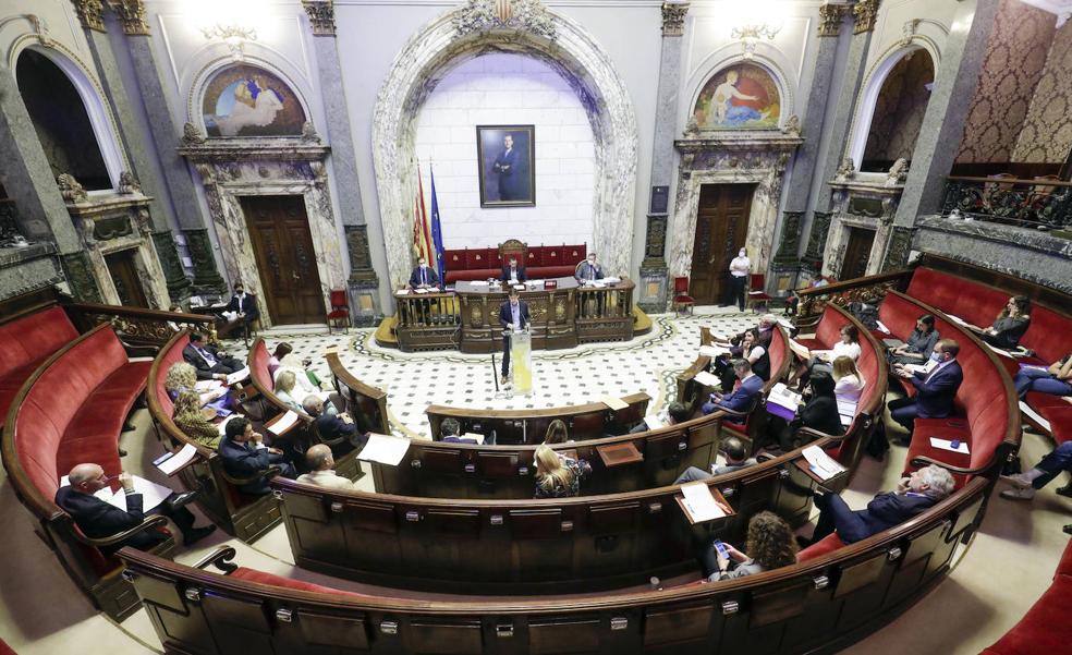 PP y Cs alegan contra el reglamento «mordaza» en el Ayuntamiento