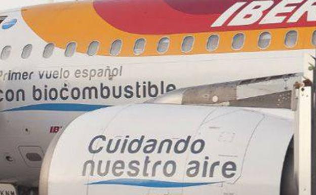 Así es el biocombustible producido en España a partir de residuos que ya se utiliza en aviación