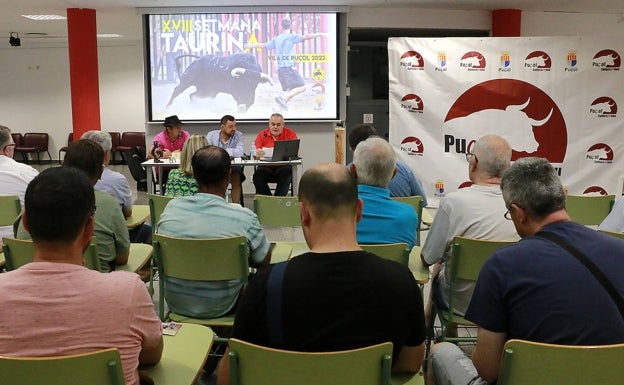 Puçol retoma los bous al carrer de su semana taurina con una campaña para vivirlos en «modo 0,0»