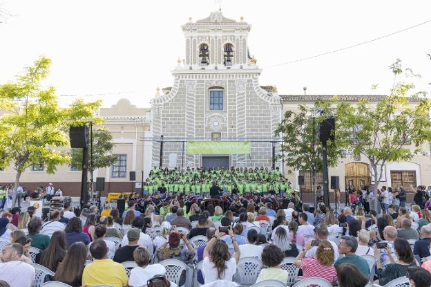 Alrededor de 200 alumnos participan en la iniciativa 'Escola canta'