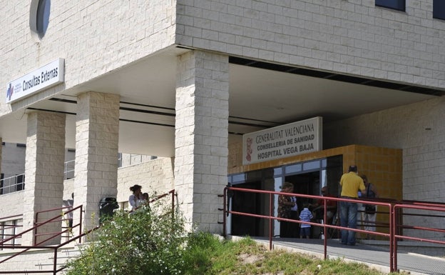 Dos heridos, uno de ellos grave, tras colisionar dos coches en la A-7 a la altura de Orihuela