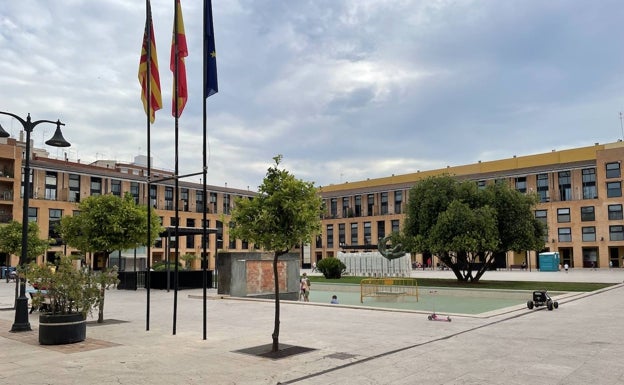 Una inversión de 300.000 euros mejorará el espacio público de la plaza Mayor de Catarroja