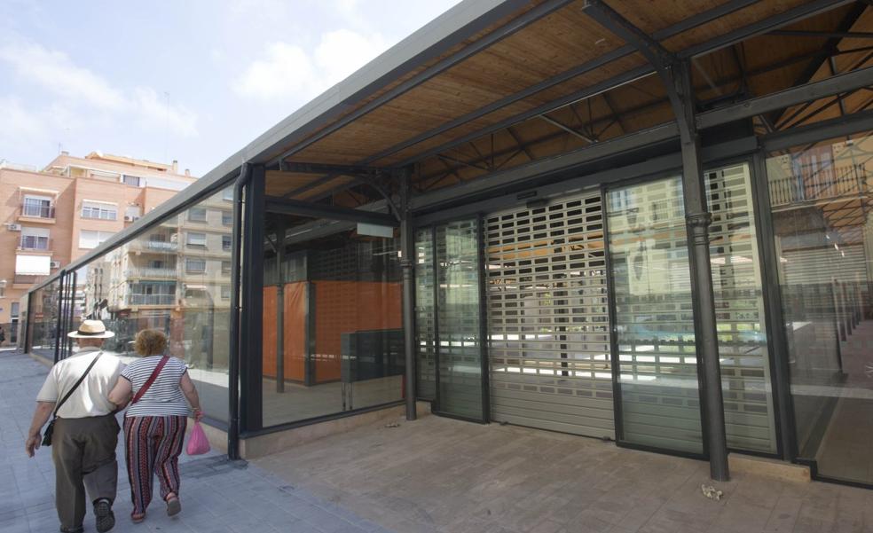 El mercado del Grao: tres años parado