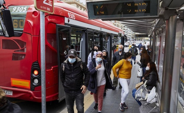 La EMT cae un 24% en validaciones desde antes de la pandemia