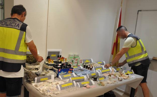 Detenido por vender 13 tipos de droga en un local de 'vending' en Valencia