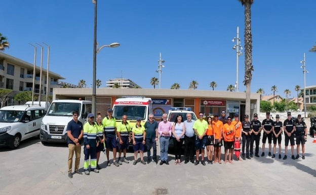 Las playas de La Patacona y Port Saplaya a pleno rendimiento