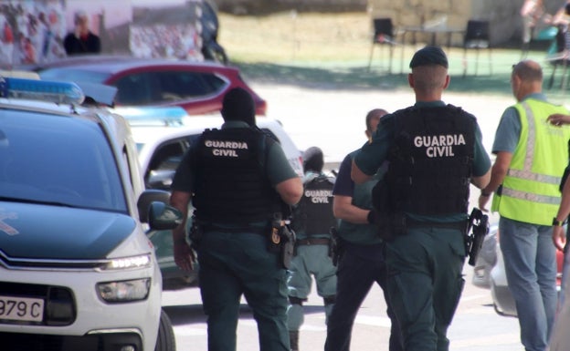 La Guardia Civil desmantela una red que traficaba con residuos y vertía al Mediterráneo