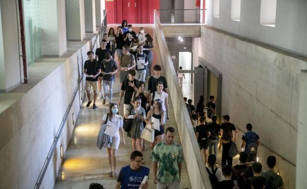 He suspendido la PAU 2022 o quiero más nota: cómo pedir la revisión de los exámenes y qué plazo hay