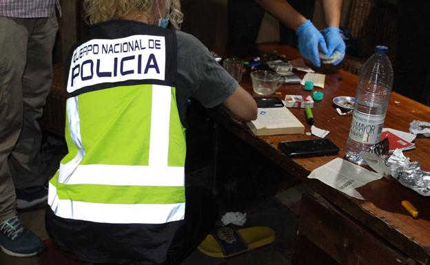 La Policía desmantela el mayor 'supermercado' de droga de Valencia en un edificio okupado del Ayuntamiento