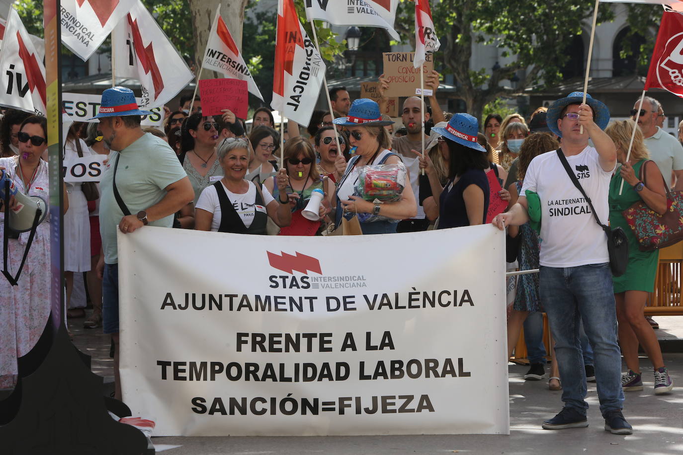 Los interinos del Ayuntamiento de Valencia vuelven a protestar contra la temporalidad