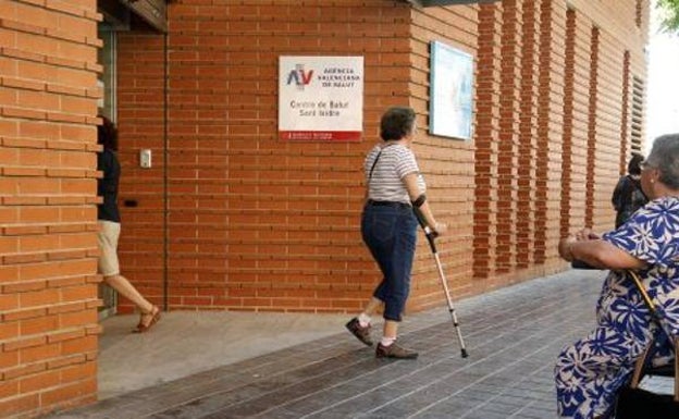 El centro de salud de San Isidro reclama otro fisioterapeuta ante el aluvión de pacientes
