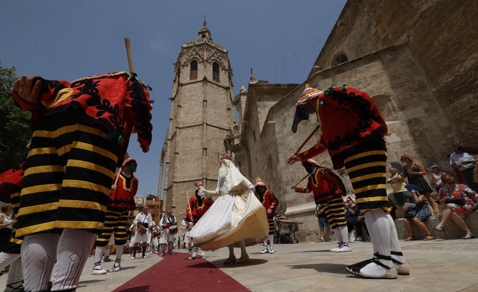 Valencia vibra con la «festa grossa» del Corpus
