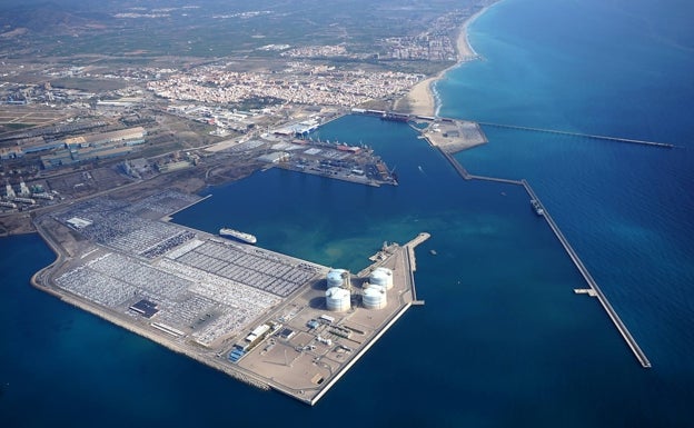 Los contratistas solicitan anular una licitación del puerto de Sagunto por el alza de costes