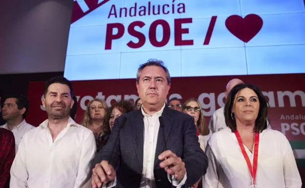Sánchez ve desplomarse el pilar histórico del PSOE