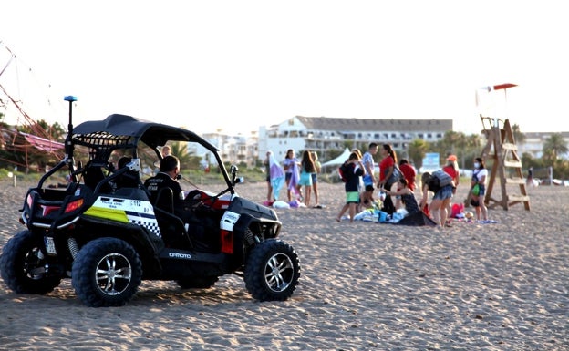 Más de 240 efectivos policiales controlarán la seguridad en Dénia este verano