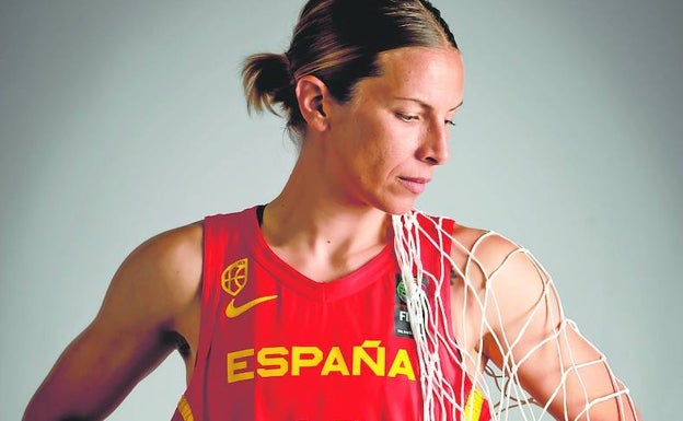 Sandra Ygueravide regresa a España como la mejor jugadora del mundo 3x3