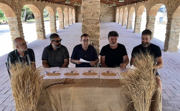 La Festa del Batre de Jesús Pobre pone en valor las cocas tradicionales