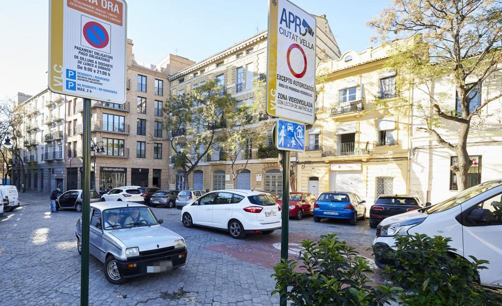 El podio de las cámaras que multan en Valencia