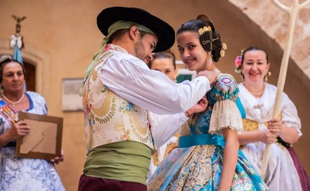 El castillo de Albalat dels Sorells acoge la proclamación de Paula Acosta como Reina de l'Horta de València