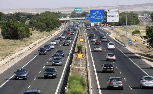 La DGT aclara cuándo se puede circular a 150 km/h sin que te multen