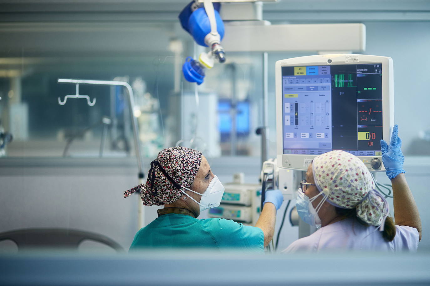 Hospitales valencianos ofrecen más vacaciones a los médicos que no las cojan en verano