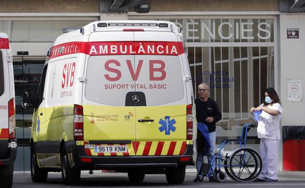 Una mujer de 80 años, asistida con síntomas de ahogamiento en una playa de Oropesa