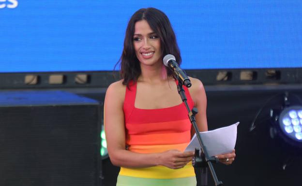 Así ha sido el 'chanelazo' en el pregón del Orgullo de Madrid