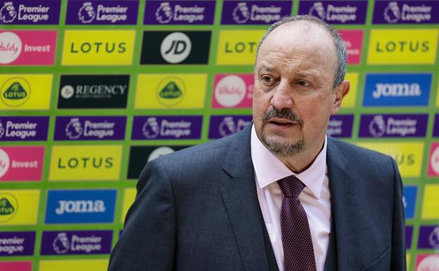 La 'clase magistral' de Rafa Benítez sobre el Valencia del doblete