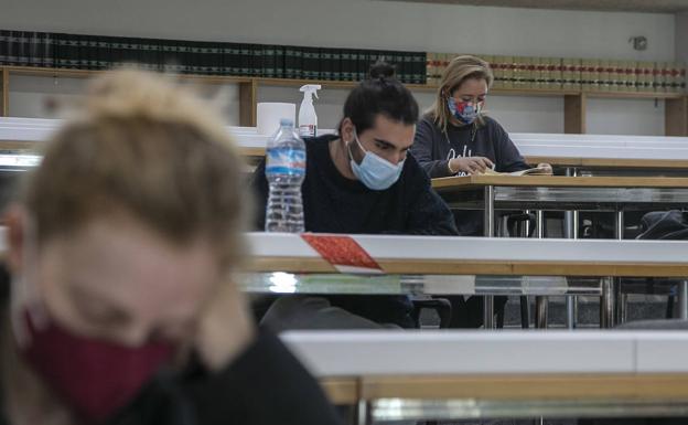 Matrícula abierta para estudiar un grado sin límite de plazas ni nota de corte en una universidad pública española