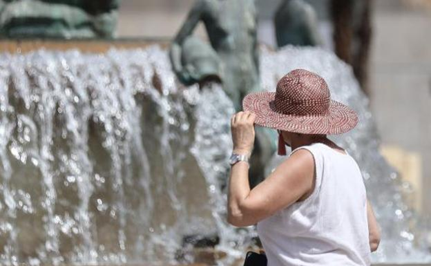 Los termómetros llegarán hasta los 33 grados en Orihuela y la sensación de bochorno se instala en la provincia