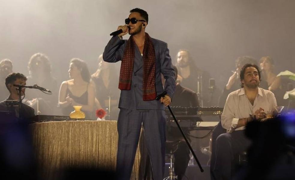 Así suena el fiestón de C. Tangana en Valencia
