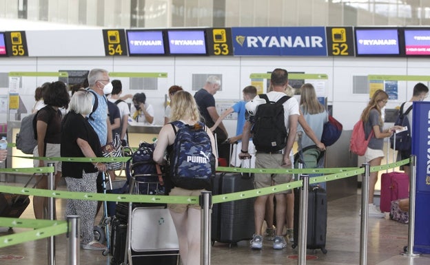 El aeropuerto de Alicante recupera en junio el 87% de los pasajeros prepandemia