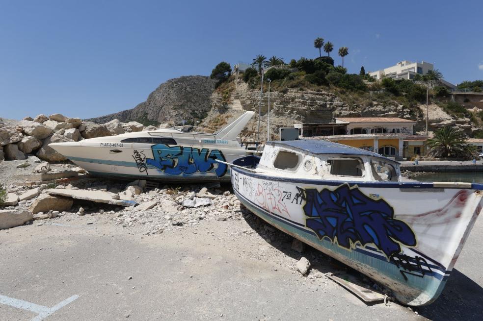 Diez años del cementerio de barcos de Calpe