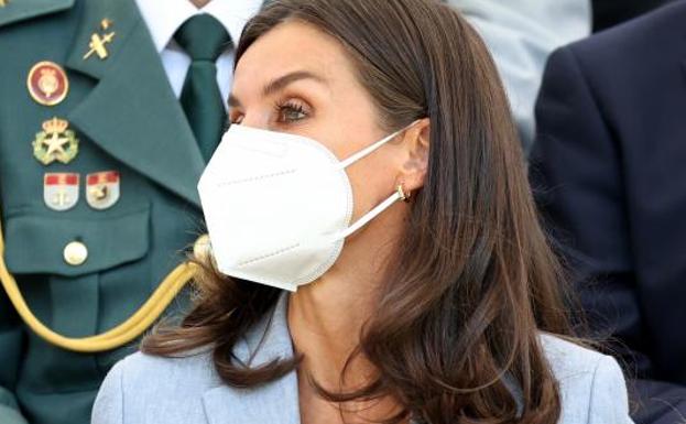 Letizia regresa al trabajo ocho días después de su positivo en coronavirus