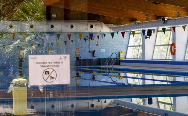 Catalá critica que Ribó ignora a los miles de afectados por los cierres de las piscinas de Ayora y Abastos