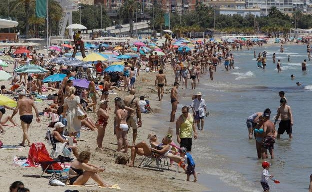 Orihuela alcanza el pico más alto de la ola de calor con casi 38 grados