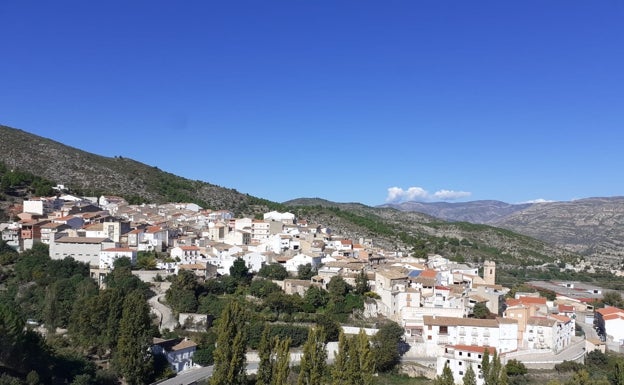 Millares acusa a la Diputación de «fomentar la despoblación» al retirarle una brigada forestal