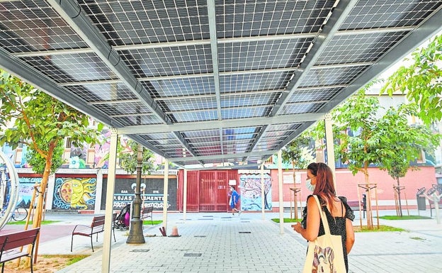 Las trabas burocráticas atascan el 90% de las plantas fotovoltaicas en trámite