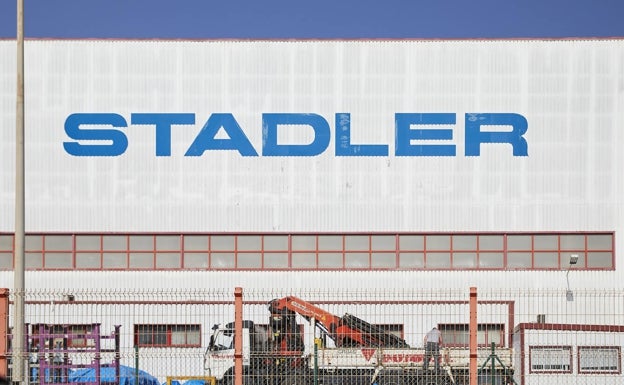 Los trabajadores de Stadler ganan la demanda sobre la subida salarial