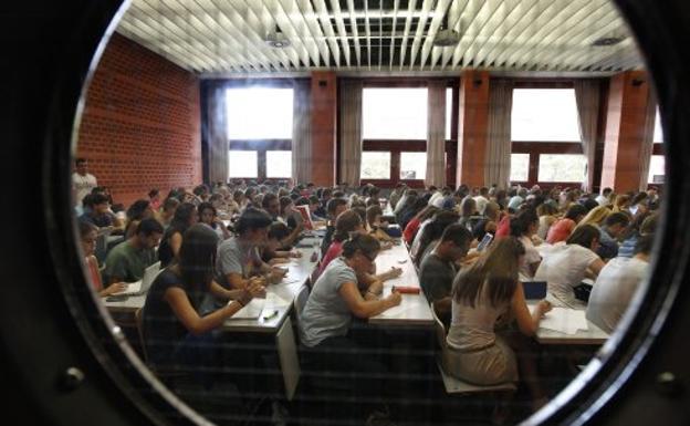 Listado de admitidos en las universidades valencianas: fecha, hora y cómo consultar las notas de corte