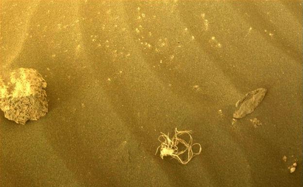 El Perseverance descubre un objeto misterioso en Marte