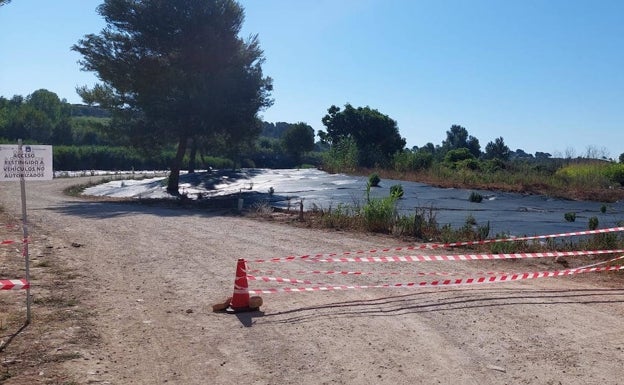 Vilamarxant cierra el acceso al río de vehículos a motor por el riesgo elevado de incendio